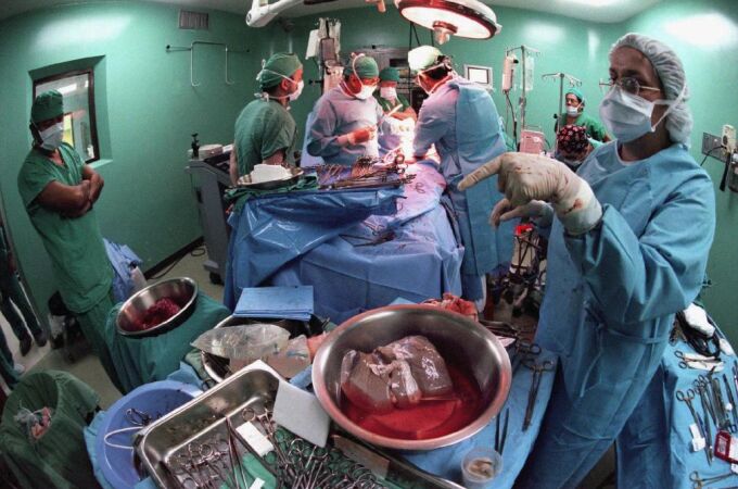 Un trasplante de hígado, en una imagen de archivo