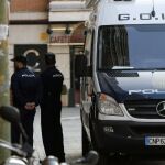 La Policía Nacional registró ayer las casas de Madrid usadas por el presunto pederasta de Ciudad Lineal, Antonio Ortiz
