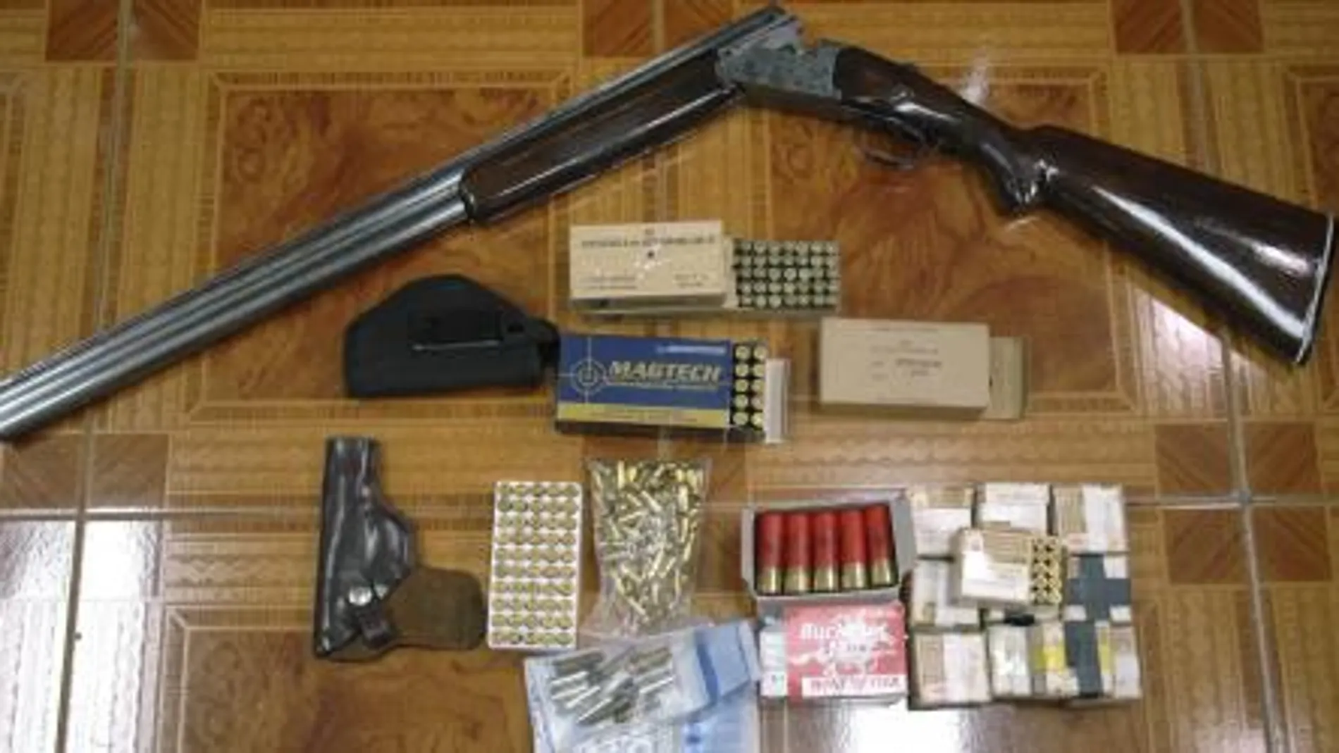 Algunas de las armas incautadas