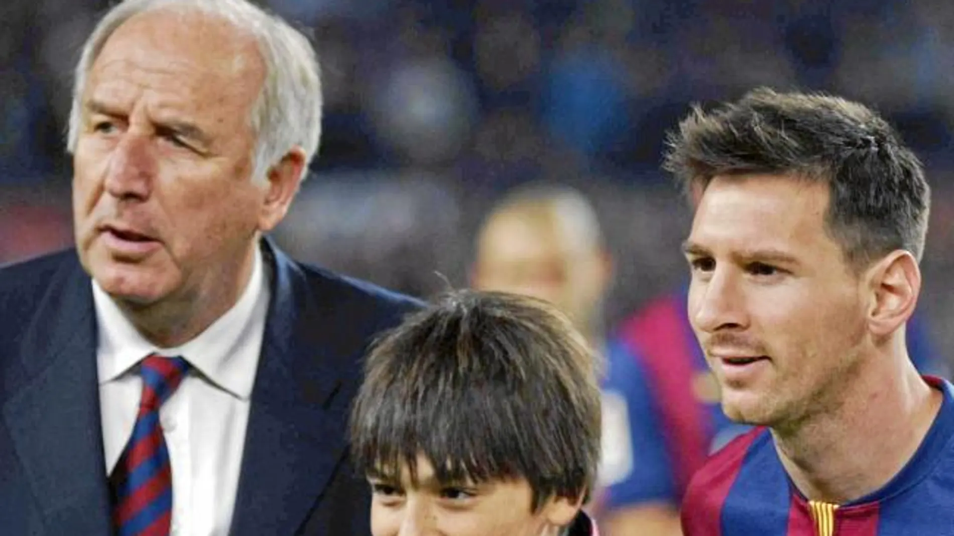Rexach y Messi, con el premio del máximo goleador histórico de la Liga