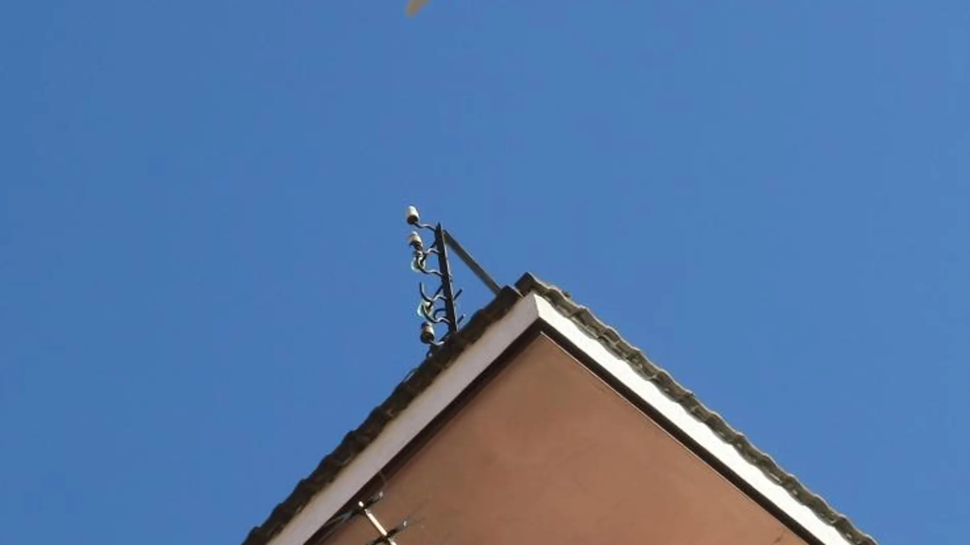 Inventan un silenciador eficaz para aislar del ruido