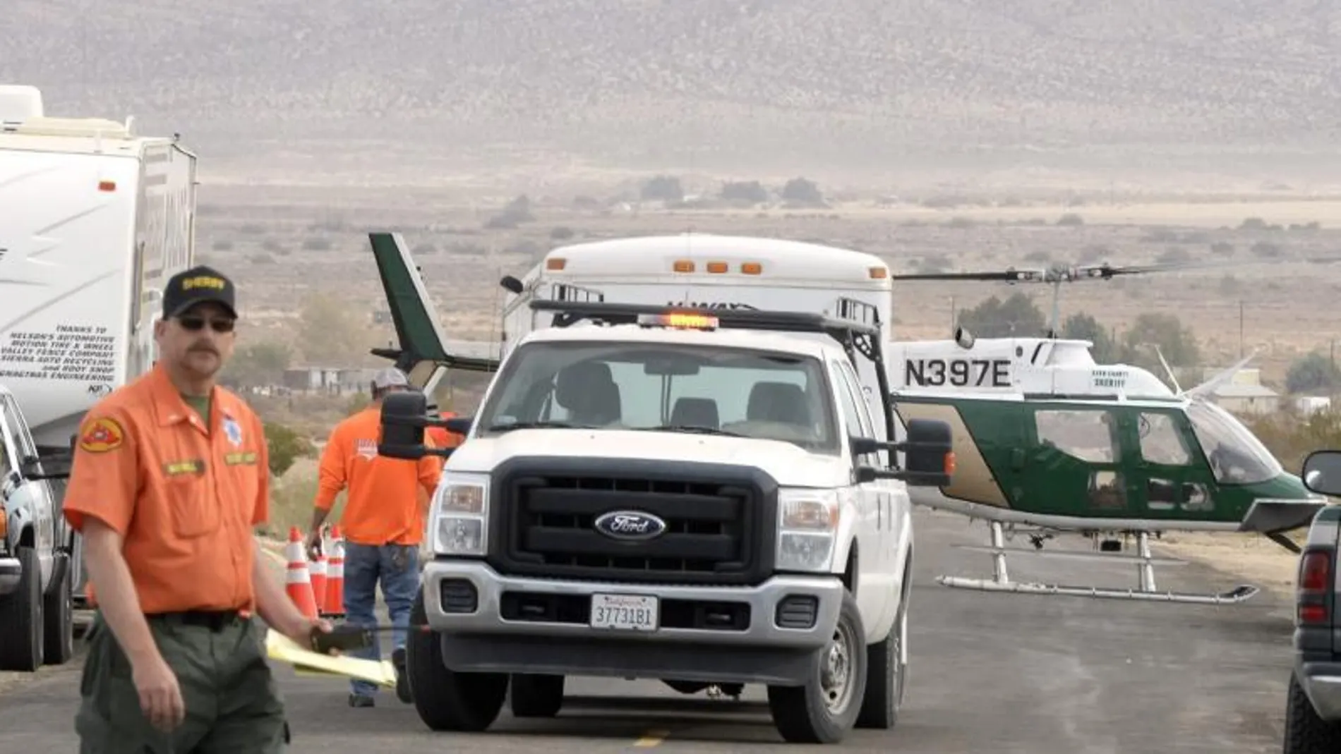 Labores de rescate tras el accidente de ayer de la aeronave.