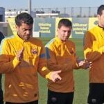 La plantilla del Barcelona ovacionó a todos los premiados en Zúrich, especialmente a Leo Messi, que consiguió su cuarto Balón de Oro en cuatro años