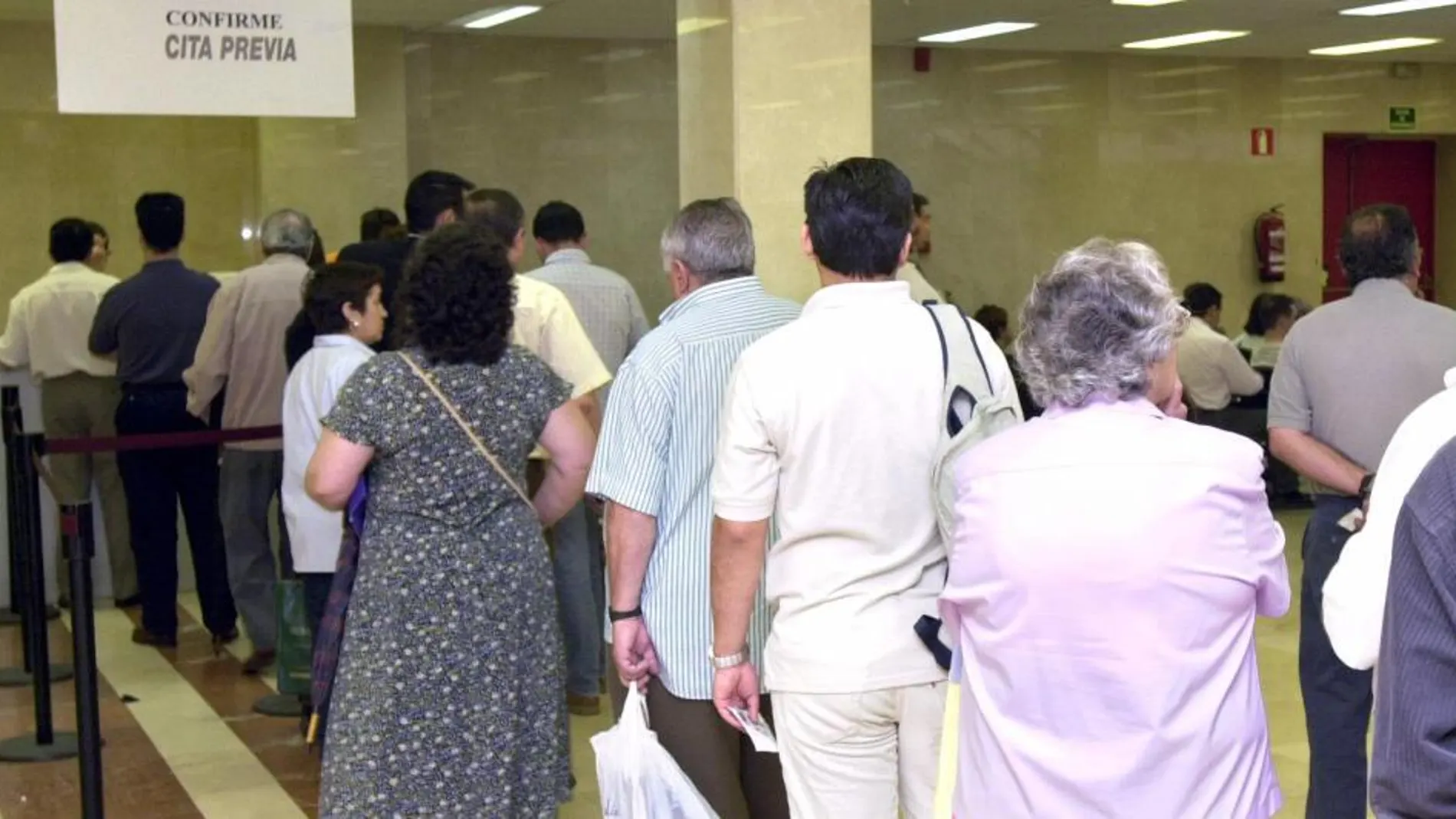 La Agencia Tributaria ya ha devuelto 7.670 millones de euros a más de 12,1 millones de contribuyentes en la campaña del Impuesto de la Renta de las Personas Físicas (IRPF). Efe