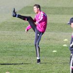 Cristiano Ronaldo, cerca de Ancelotti, en el entrenamiento