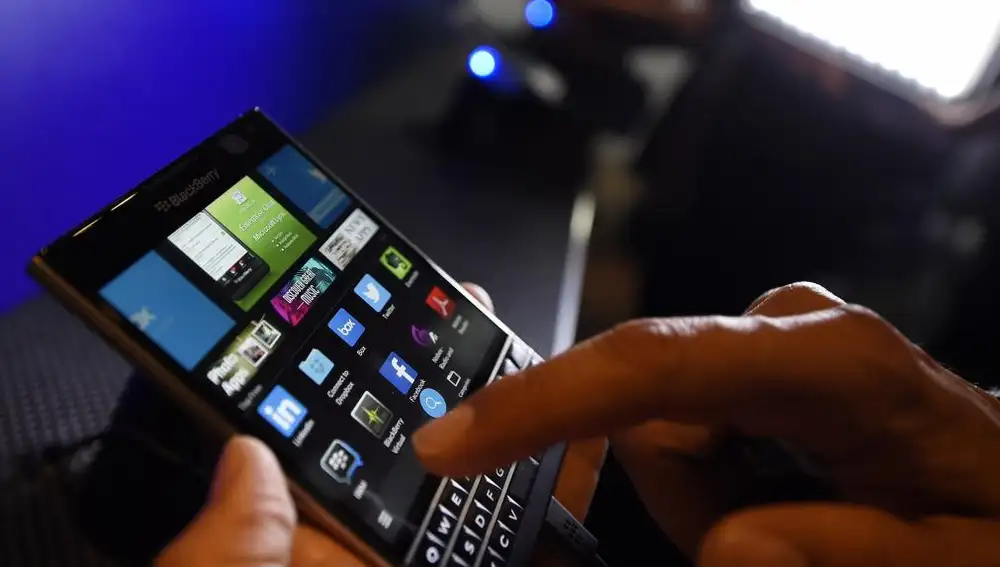 BlackBerry Passport fue uno de los últimos intentos de la compañía por competir con iPhone y Android en 2015.