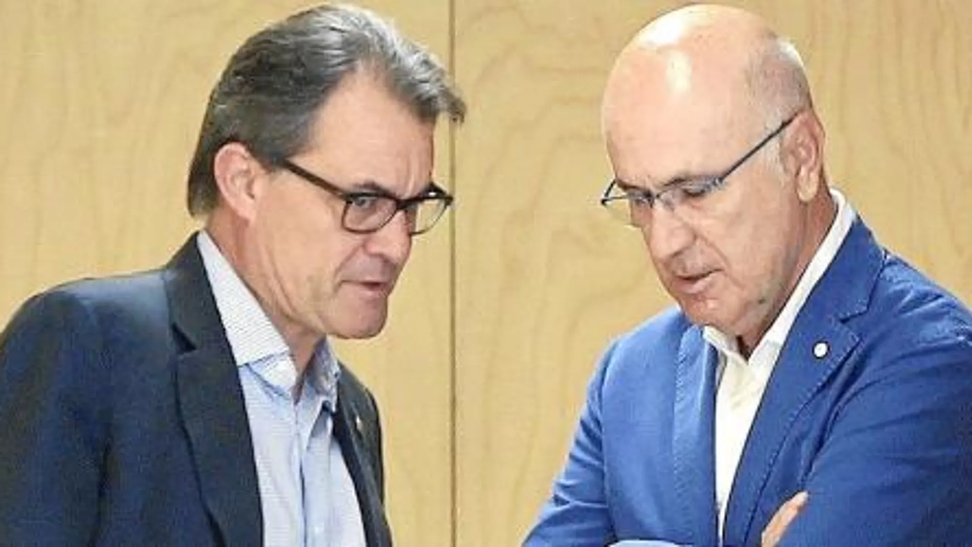 Mas, con Duran Lleida, quien intensifica los contactos para buscar una salida al desafío soberanista