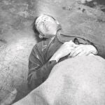 Cuerpo de Himmler después de su suicidio