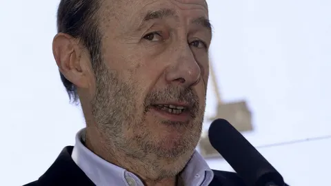 Rubalcaba «de lo que pase hoy depende nuestra salida de la crisis»