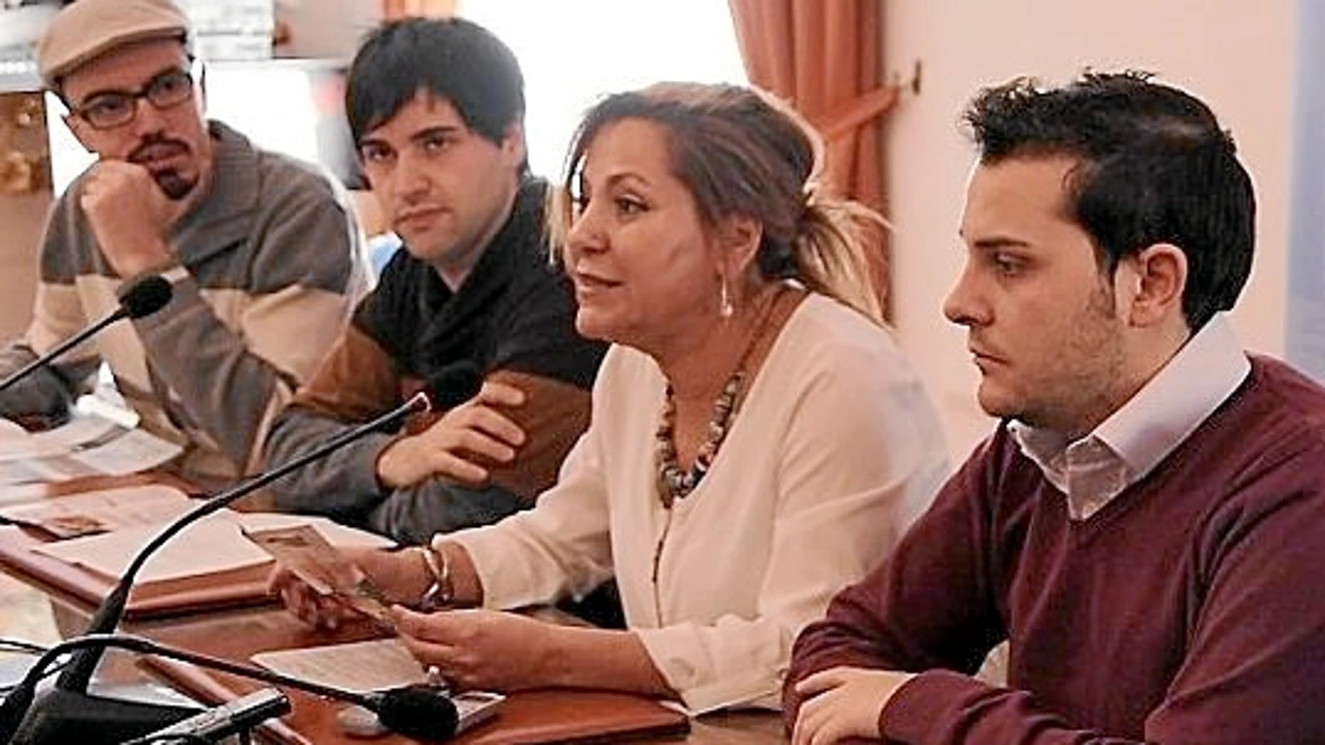 La alcaldesa de Zamora, Rosa Valdeón, presenta la programación de «Otoño 2013»
