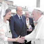 Francisco, el 27 de abril, recibió a los Reyes en la Plaza de San Pedro tras la canonización de Juan Pablo II y Juan XXIII. Un día después, recibiría a los Reyes en la que sería la audiencia más larga de su Pontificado