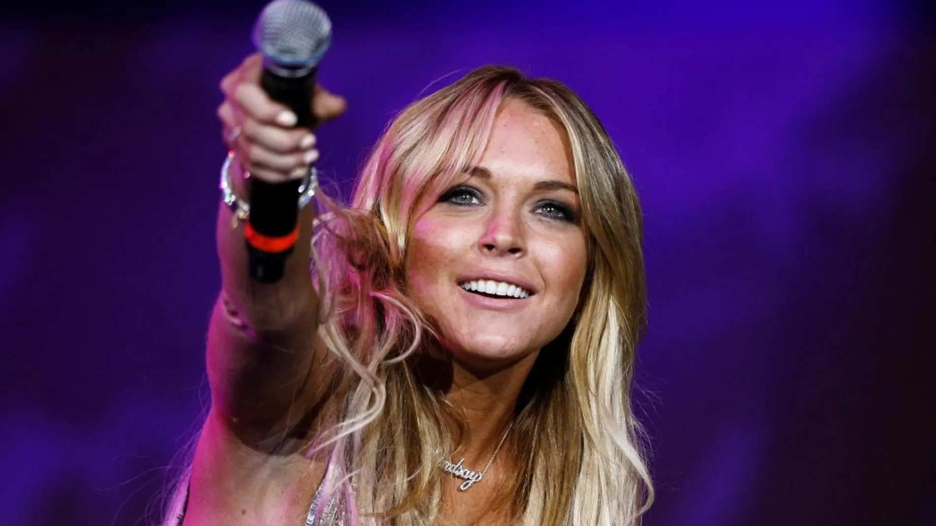 Lindsay Lohan intenta reconducir su vida