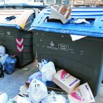Contenedores de reciclaje, vidrio, cartón, plástico, basura