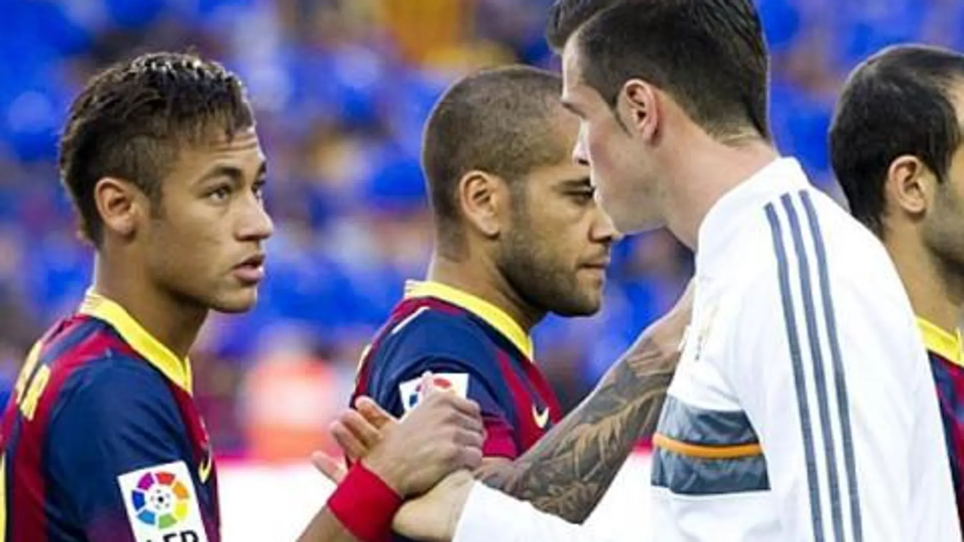 Bale le gana a Neymar