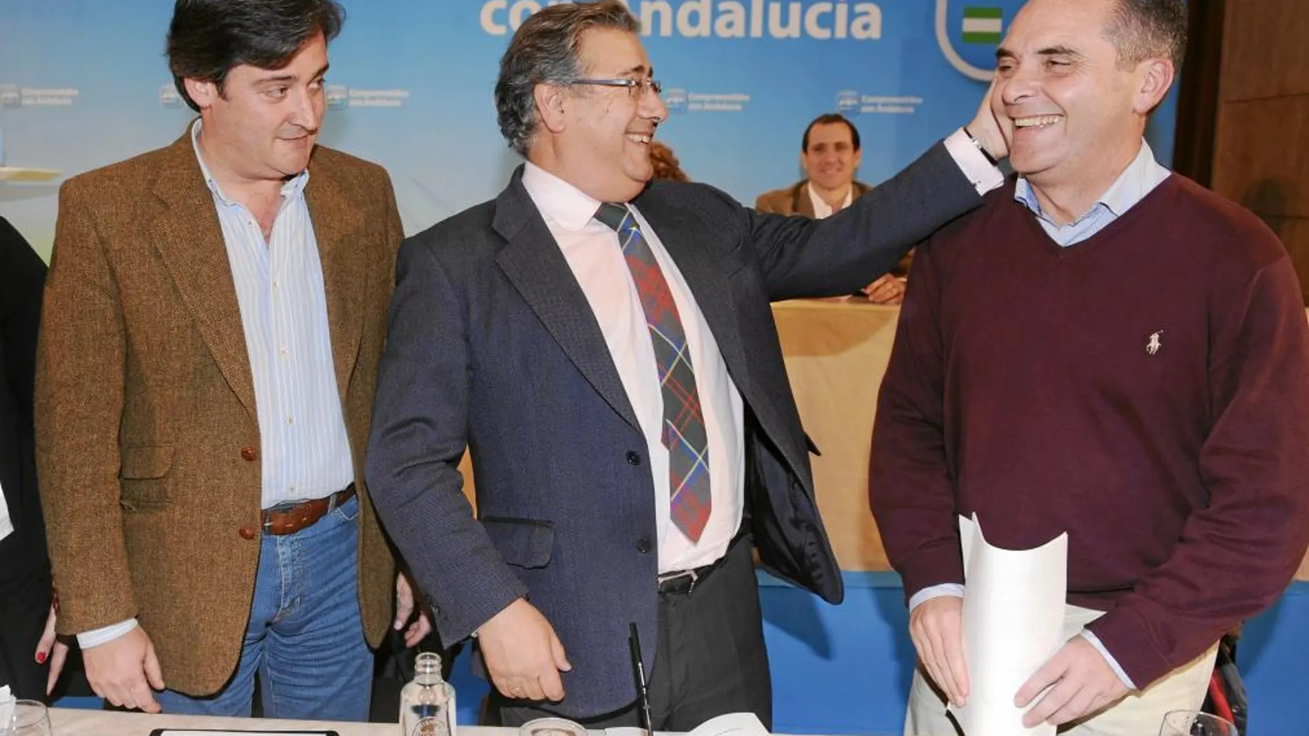 La nueva Junta directiva del pp sevillano, exultante
