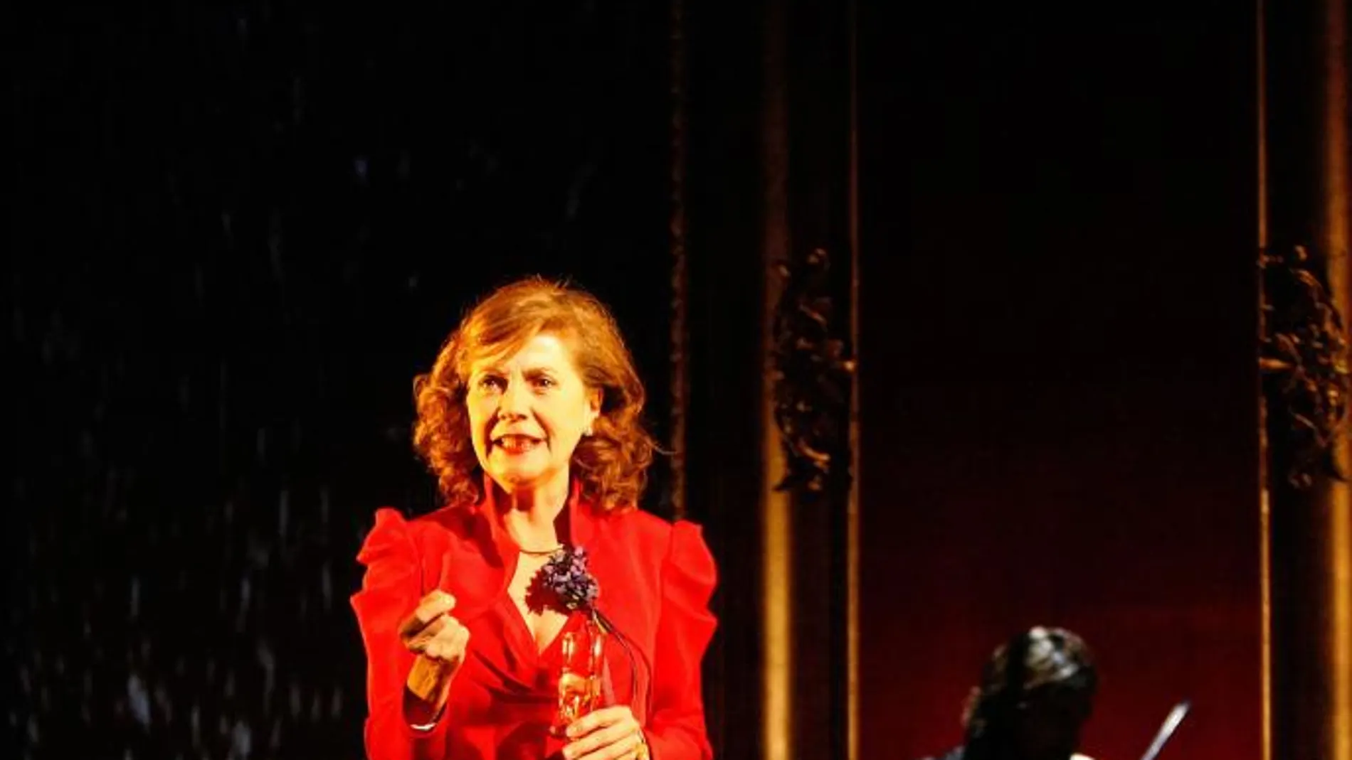 Rosa Novell, en «La mujer justa» en el teatro La Abadía