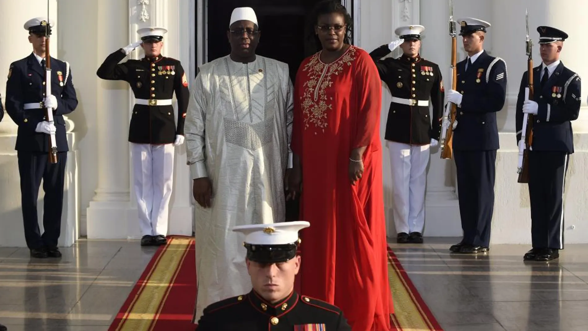 Macky Sall, presidente de la República de Senegal, y su mujer, Marieme Sall.