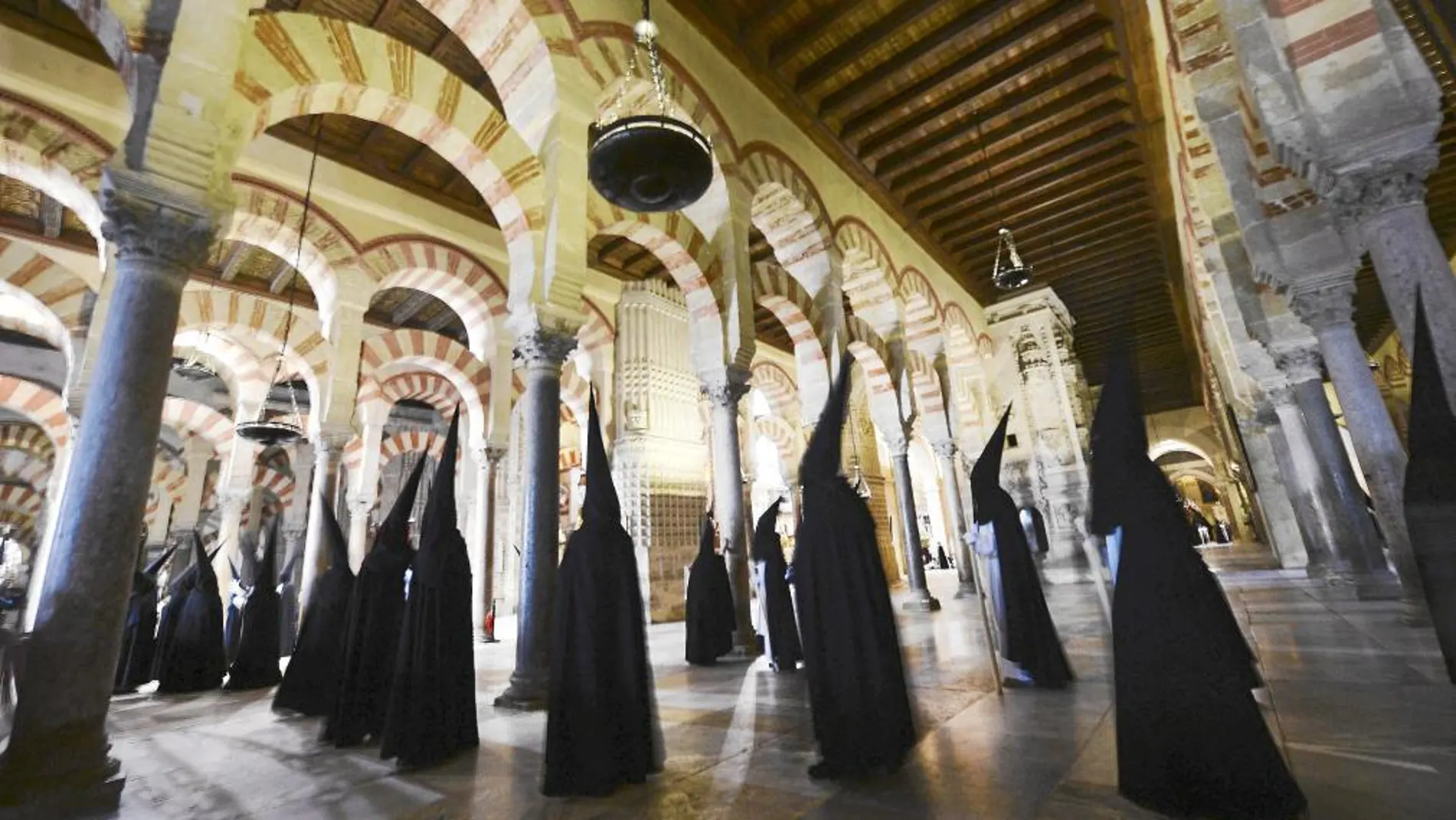 Los promotores de la campaña de expropiación sembraron el rumor de que la actitud de la Iglesia pone en peligro el estatus de la Mezquita como Patrimonio Mundial de la UNESCO