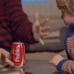 Las latas personalizadas de Coca-Cola protagonizan el primer anuncio de 2014