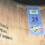 Cartel anunciador del 25 aniversario de la Escuela Oficial de Idiomas de Valladolid.