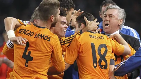 Euforia madridista tras el gol de Pepe en Anoeta