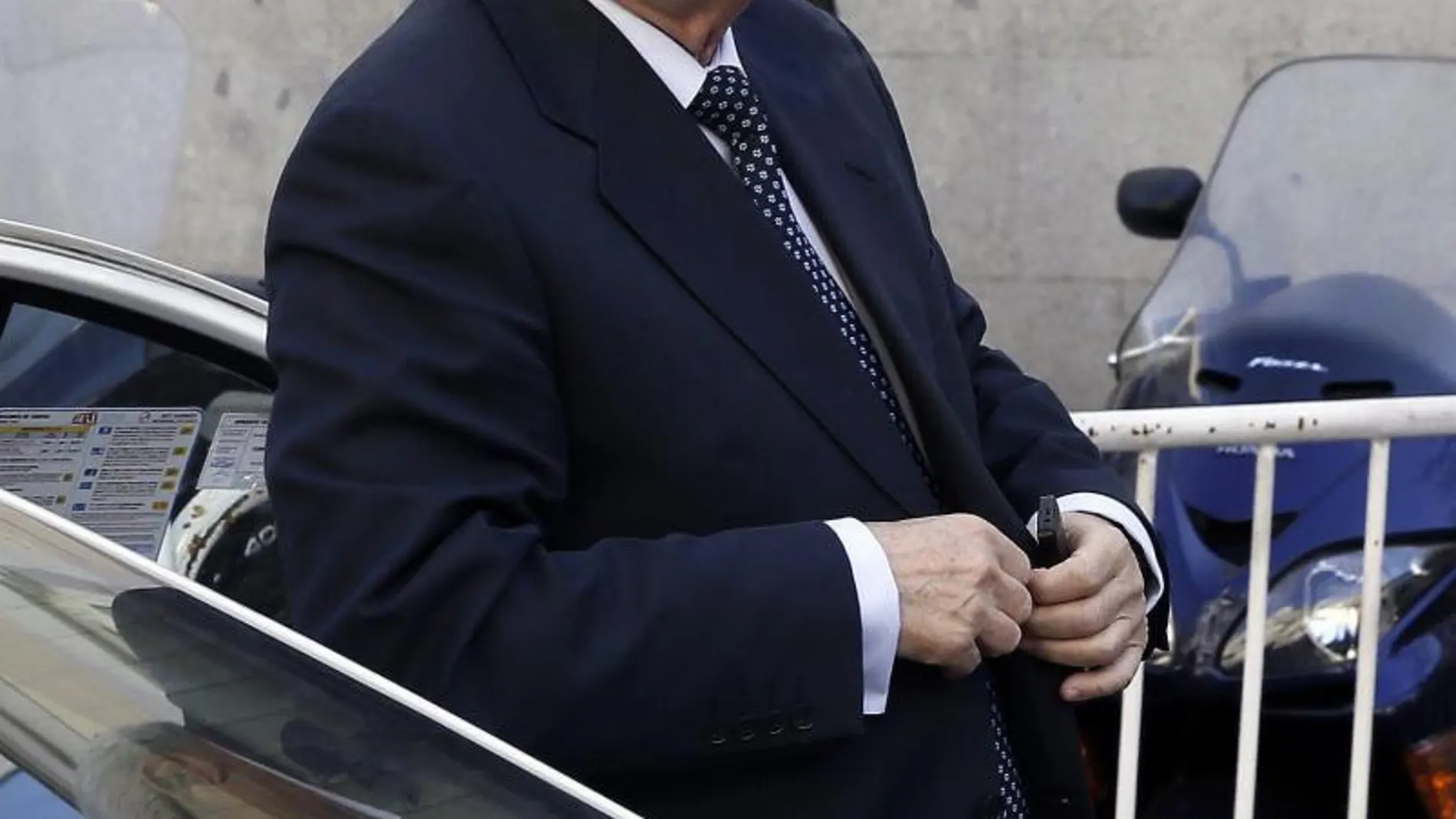 El presidente del Gobierno de Melilla, Juan José Imbroda, a su llegada hoy al Tribunal Supremo en Madrid.