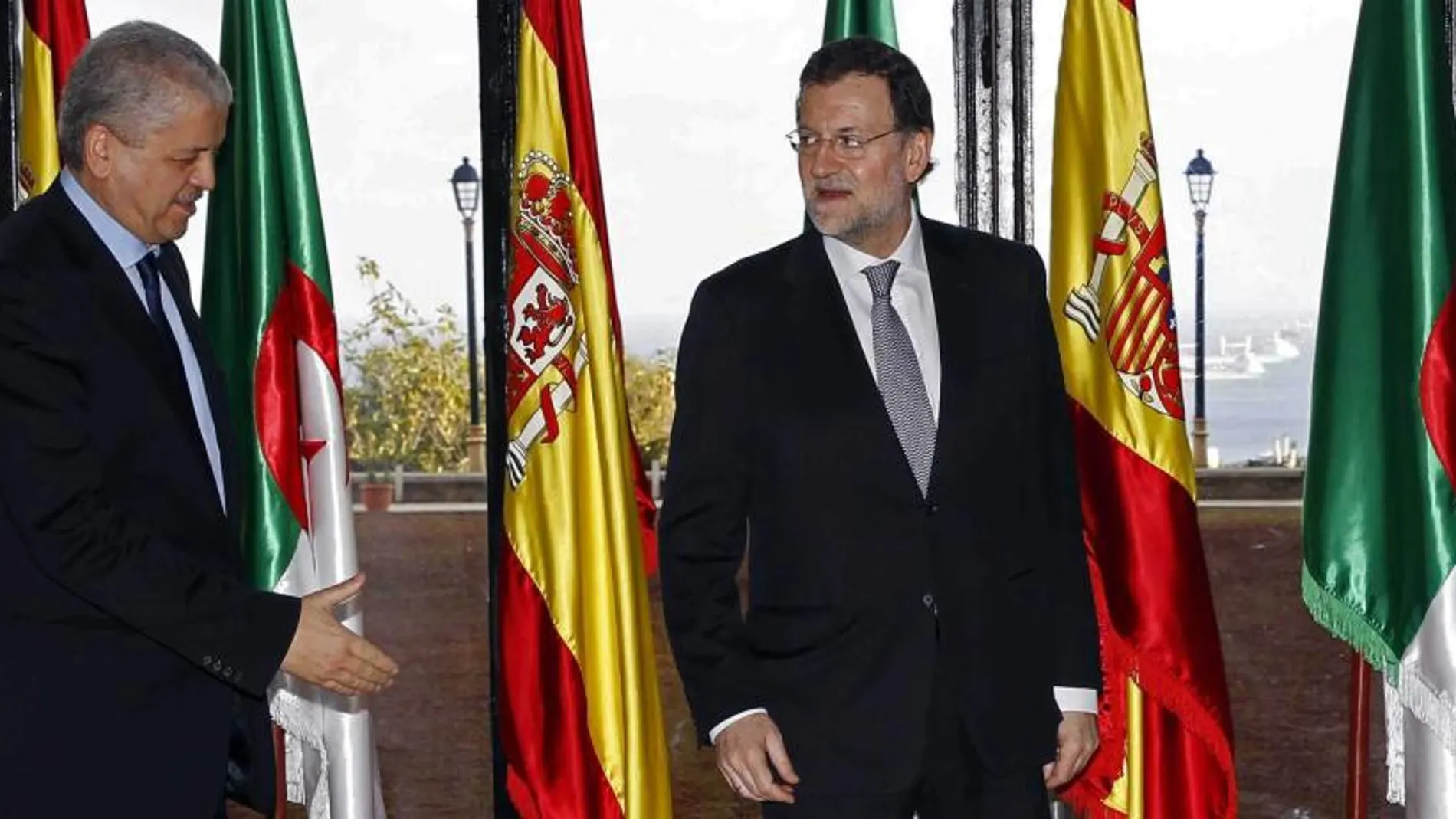 Mariano Rajoy y el primer ministro de Argelia, Abdelmalek Sella