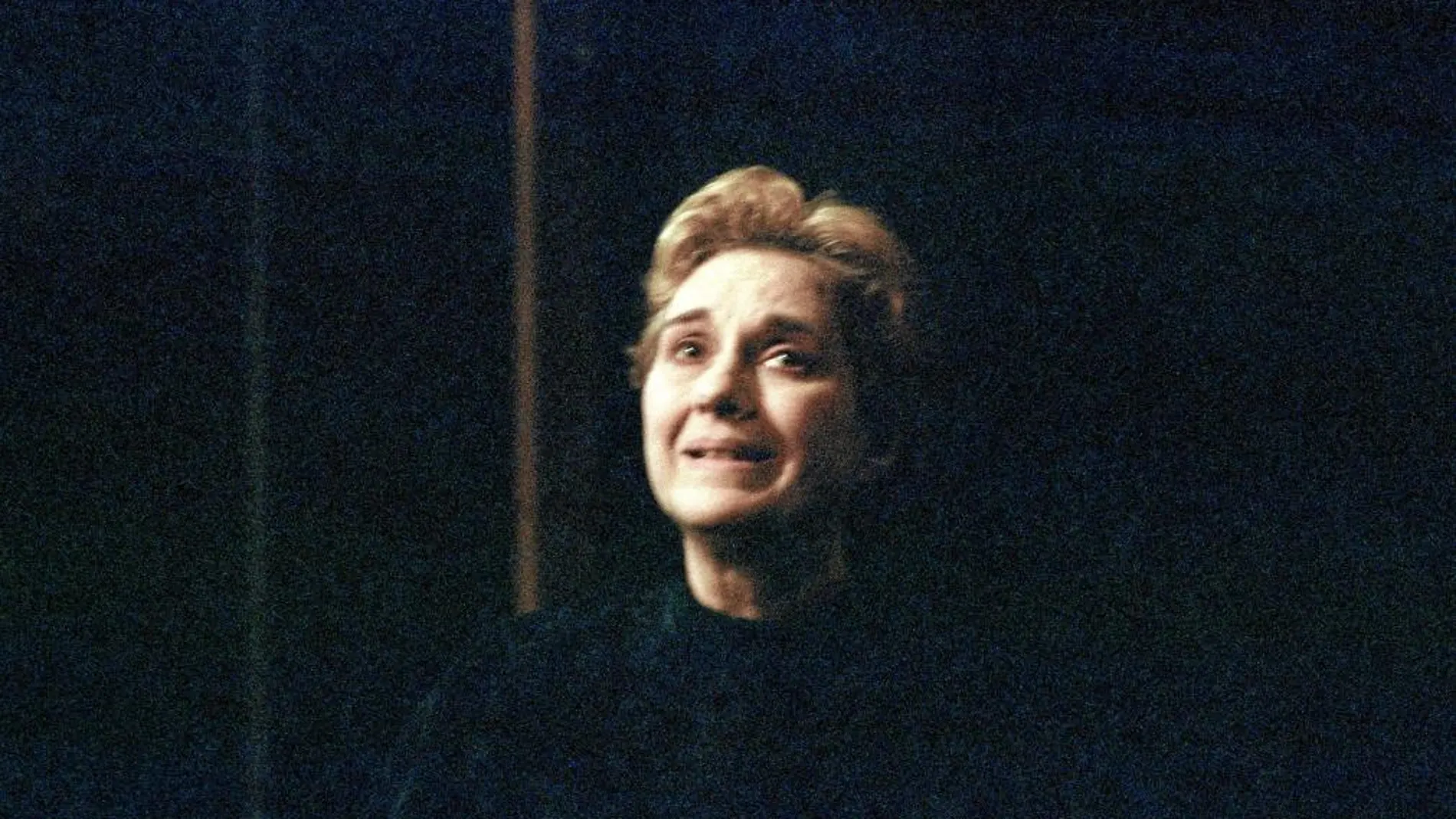 Anna Lizarán en la obra «L'hort dels cireres» de Chejov
