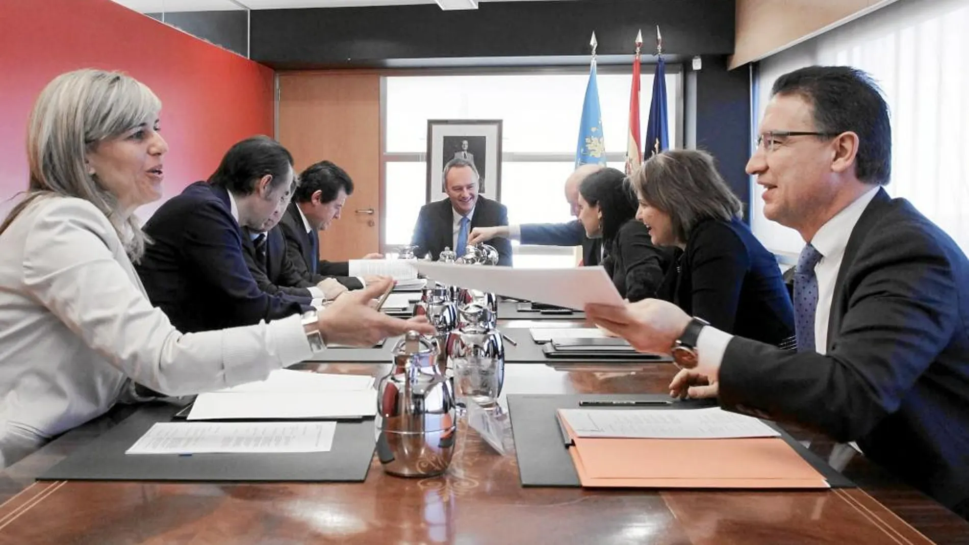 El pleno del Consell trasladó a Alicante la sesión plenaria que realiza cada viernes