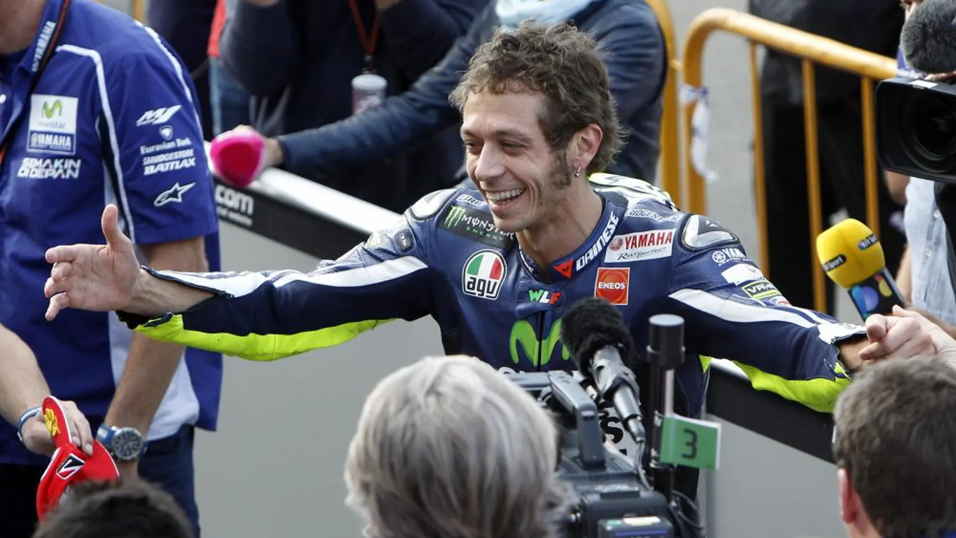 Valentino Rossi celebra la «pole» de Cheste