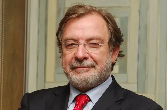 Juan Luis Cebrián responde a su destitución como presidente de honor de El País