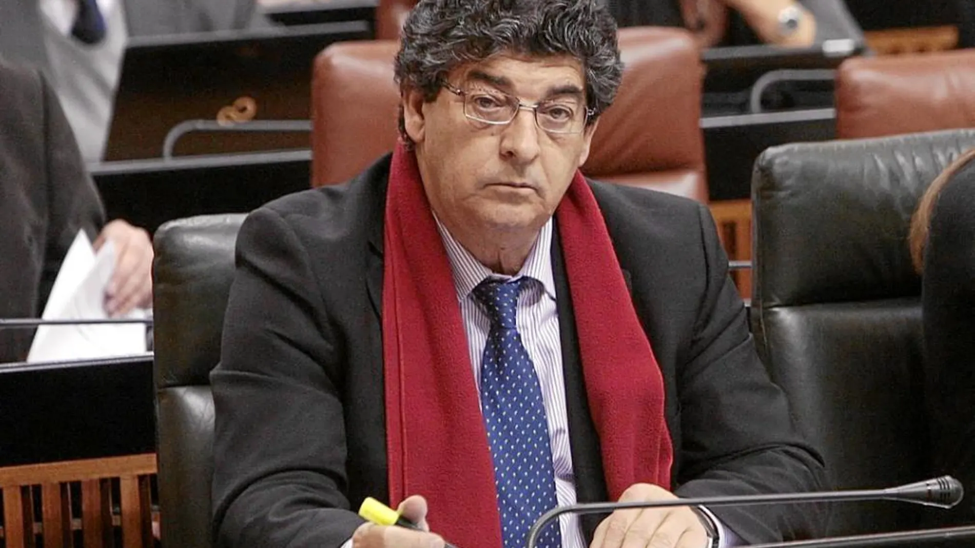 Valderas decidirá a mediados de enero