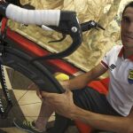 Alberto Contador, durante la rueda de prensa que ha ofrecido hoy en Zaragoza en la jornada de descanso de la Vuelta 2014.