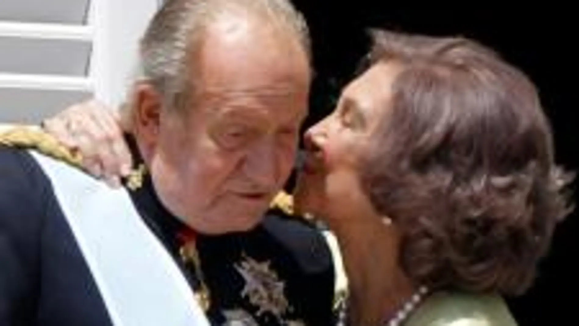 El Gobierno frena las causas contra Don Juan Carlos ante tribunales ordinarios