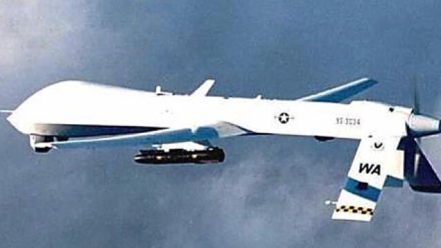 Un dron estadounidense armado con misiles Hellfire.