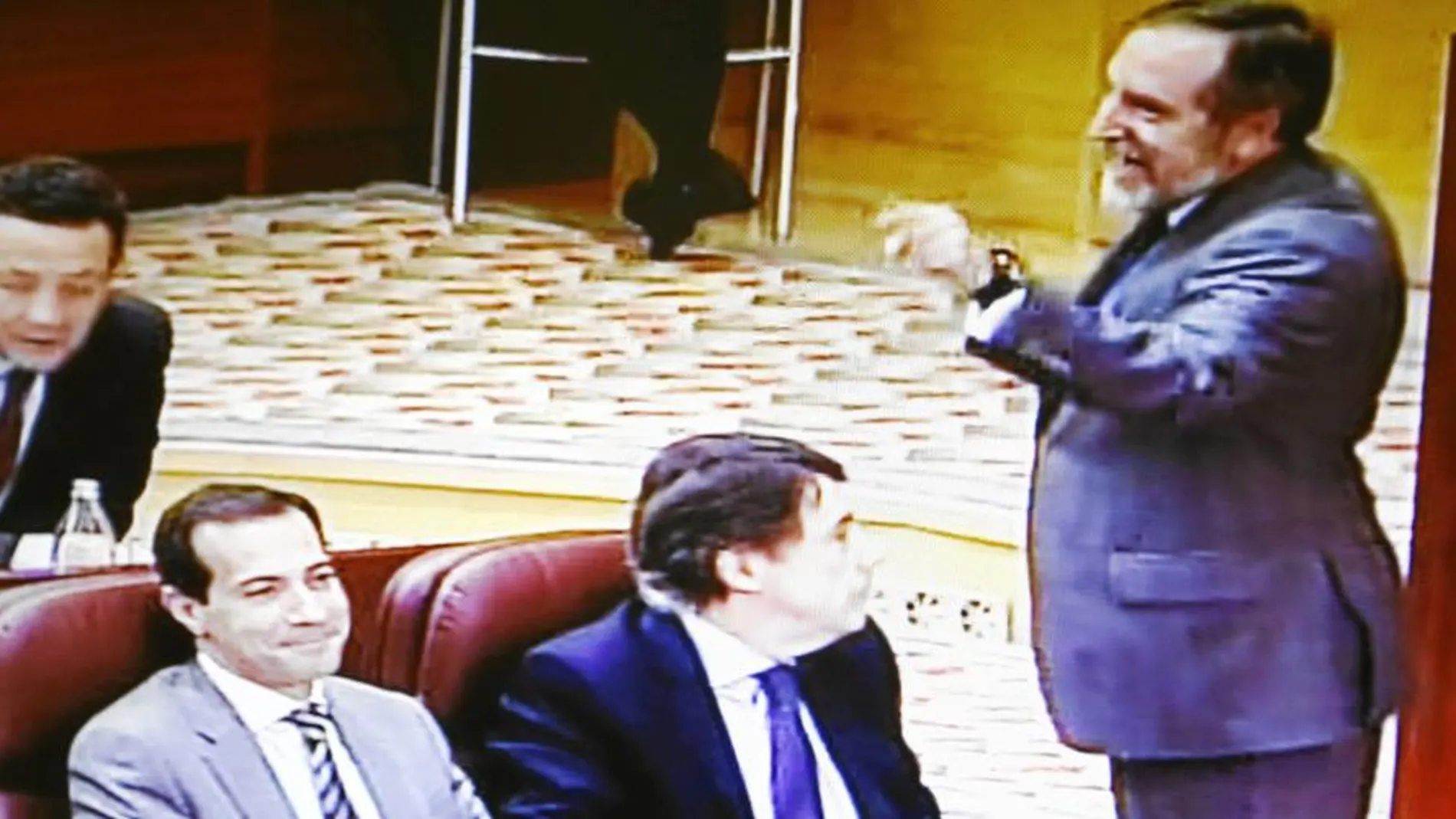 El pasado jueves, durante el último pleno en la Asamblea, Barranco se levantó de su escaño para decir al consejero de Justicia «¡Estoy harto de fachas como tú!»