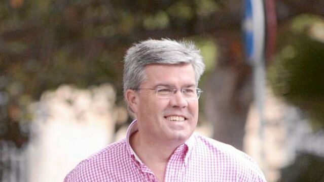 J. E. Fernández de Moya: «La Junta tiene que pagar dos millones de la dependencia o iré a la vía judicial»