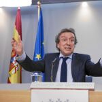 El consejero de Presidencia, José Antonio de Santiago Juárez, en rueda de prensa
