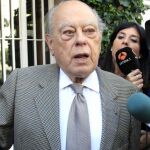 El expresidente de la Generalitat a la salida esta mañana de su casa.