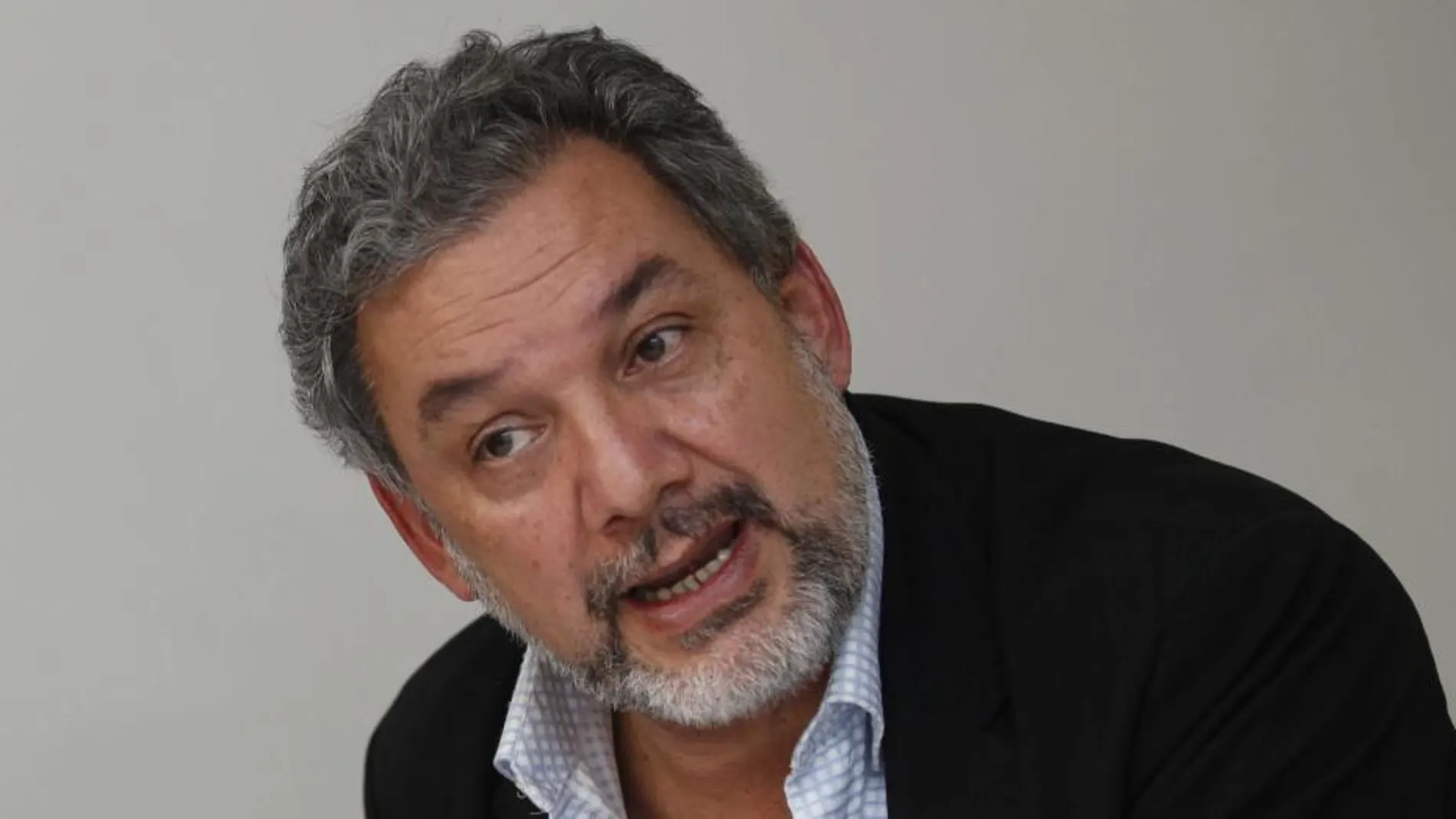 Gerardo Vega, premio Nacional de la Paz en Colombia en 2012