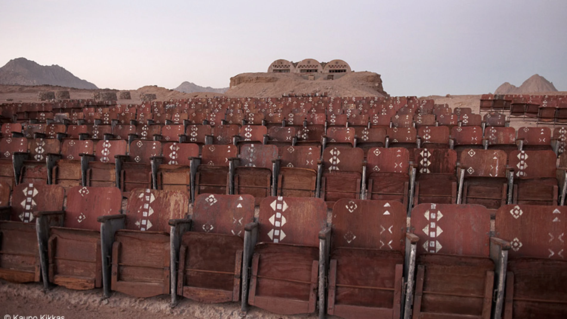 Un fotógrafo descubre el cine del «fin del mundo» en el desierto del Sinaí