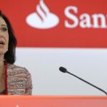 La presidenta del Banco Santander, Ana Botín, durante la presentación de resultados de 2014