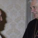 El Papa Francisco, junto al al prefecto para la Congregación para la Doctrina de la Fe, Gerhard Ludwig Müller, que será uno de los nuevos cardenalesA`p