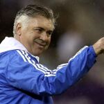 Carlo Ancelotti, hoy, durante el partido en Doha ante el Paris St Germain en el Khalifa Stadium