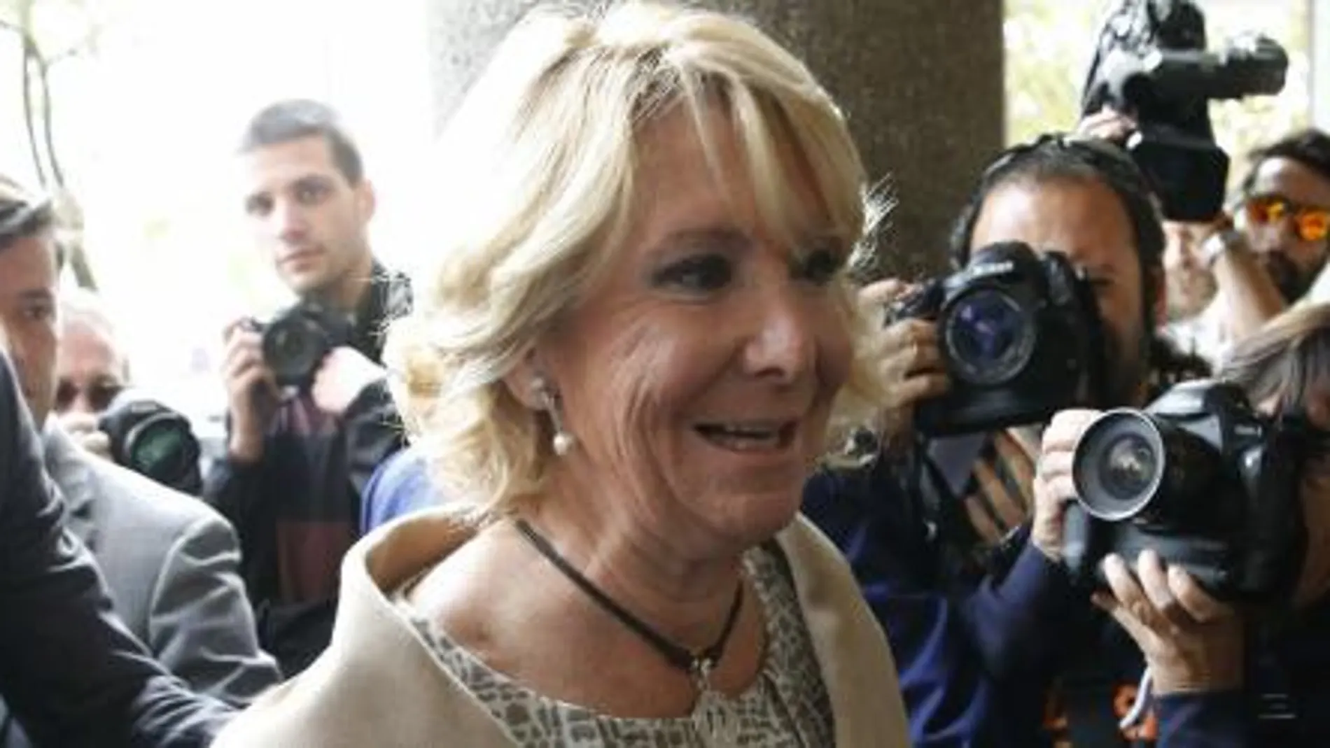 Esperanza Aguirre, a su llegada a los Juzgados de Plaza de Castilla para declarar como imputada ante el juez