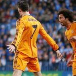 Xabi Alonso y Marcelo corren a abrazar a Ronaldo tras marcar el único tanto del partido