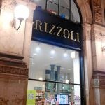 Fachada de la librería Rizzoli de Milán