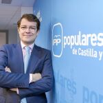 Alfonso Fernández Mañueco: «El PP tiene que evolucionar con la sociedad»