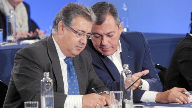 El PP-A despeja su futuro con un Congreso a mediados de marzo