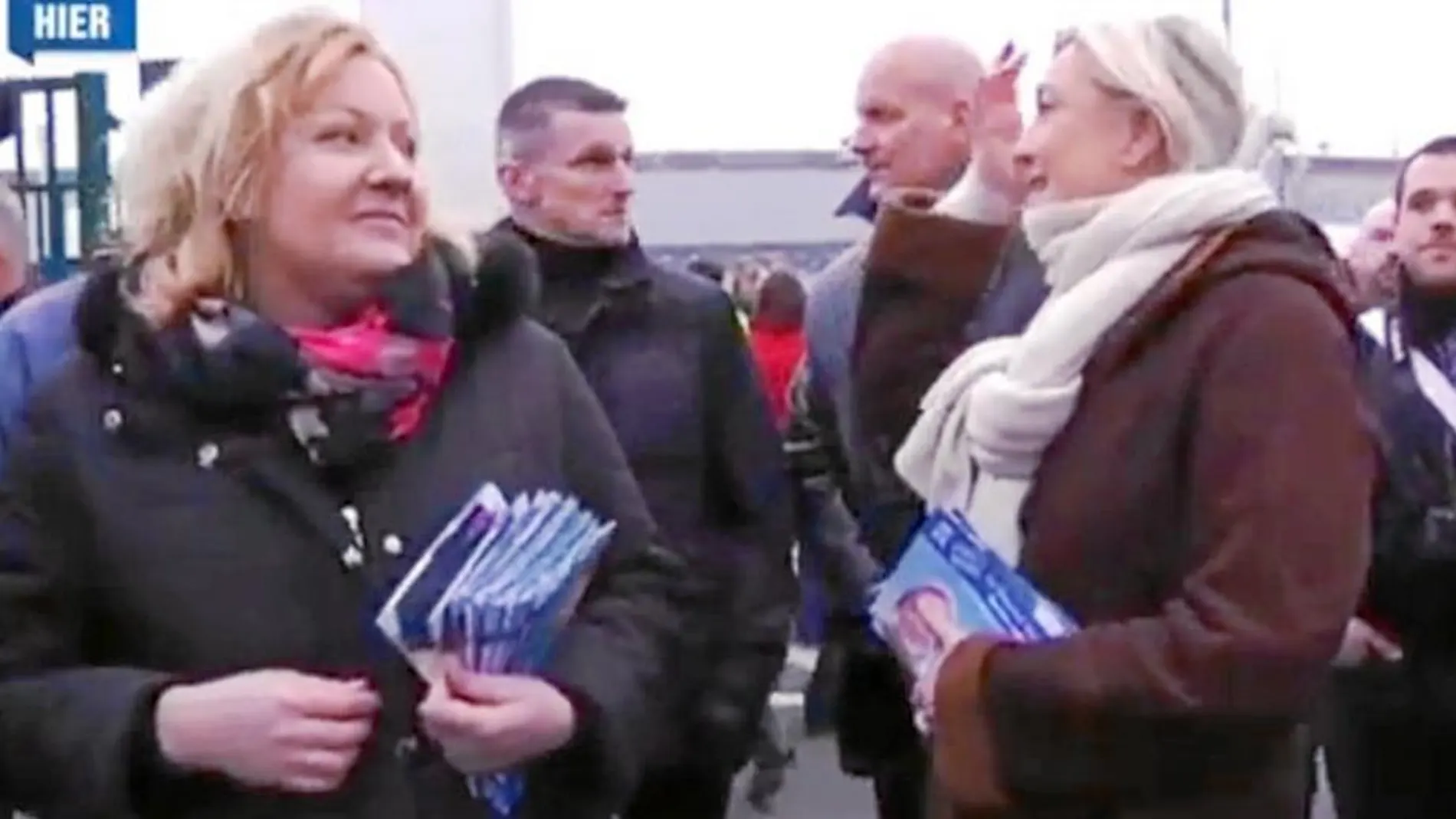 La candidata Sophie Montel y Marine Le Pen hacen campaña en Doubs antes de las elecciones